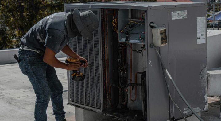 how to find hvac refrigerant leak